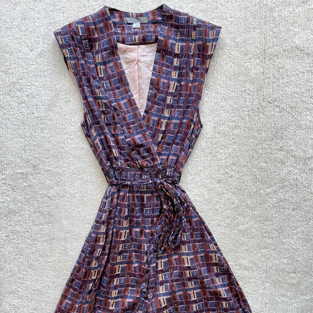 Forever 21 Knee Length Dress with belt | Size M
